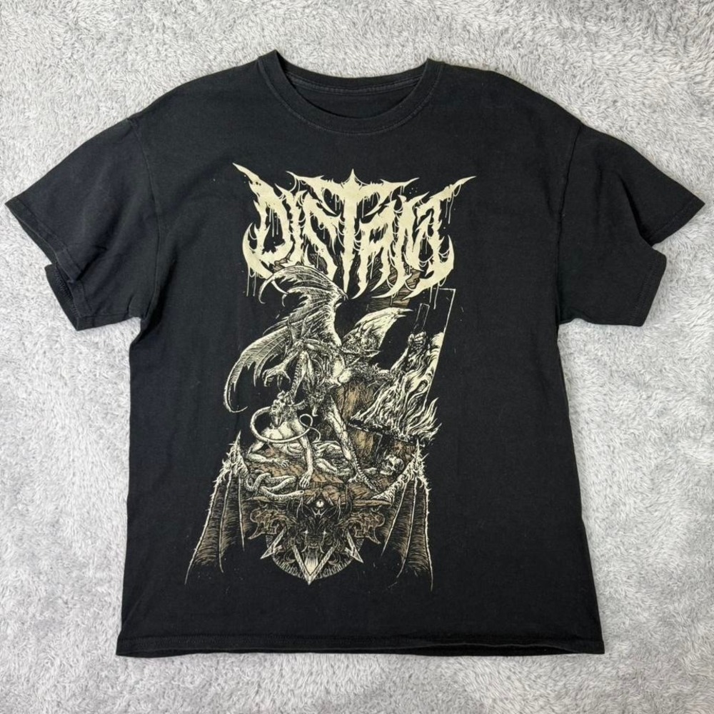 Distant black band tee